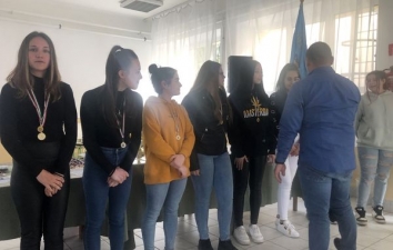 TISZTELET A VÁNYAIS DIÁKOKNAK – 8. kép