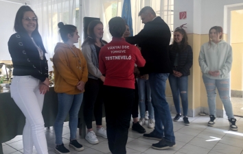 TISZTELET A VÁNYAIS DIÁKOKNAK – 9. kép