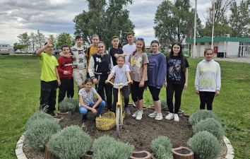 VÁROSSZÉPÍTŐK ÉS ÖNKÉNTESEK – 11. kép