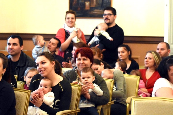 2016-ban született babák köszöntése