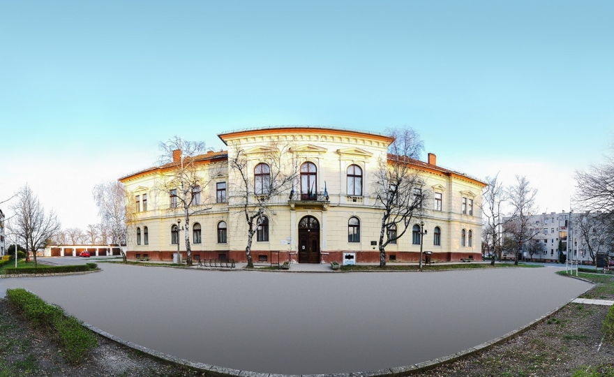 Nyitvatartás